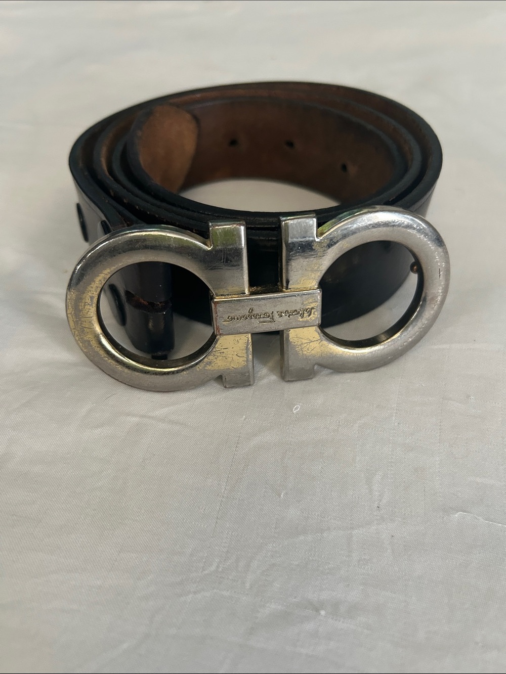 Salvatore Ferragamo Black Leather Belt with Silver Double-Gancini Buckle Belt 40